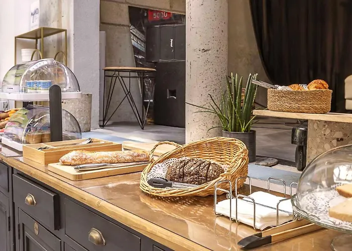 Best Western 11BAUER Paris Saint-Ouen